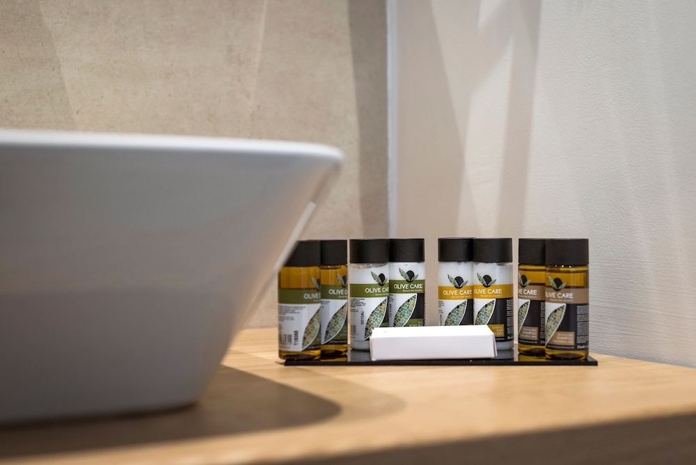 Trianon Luxury Apartments and Suites 40/74