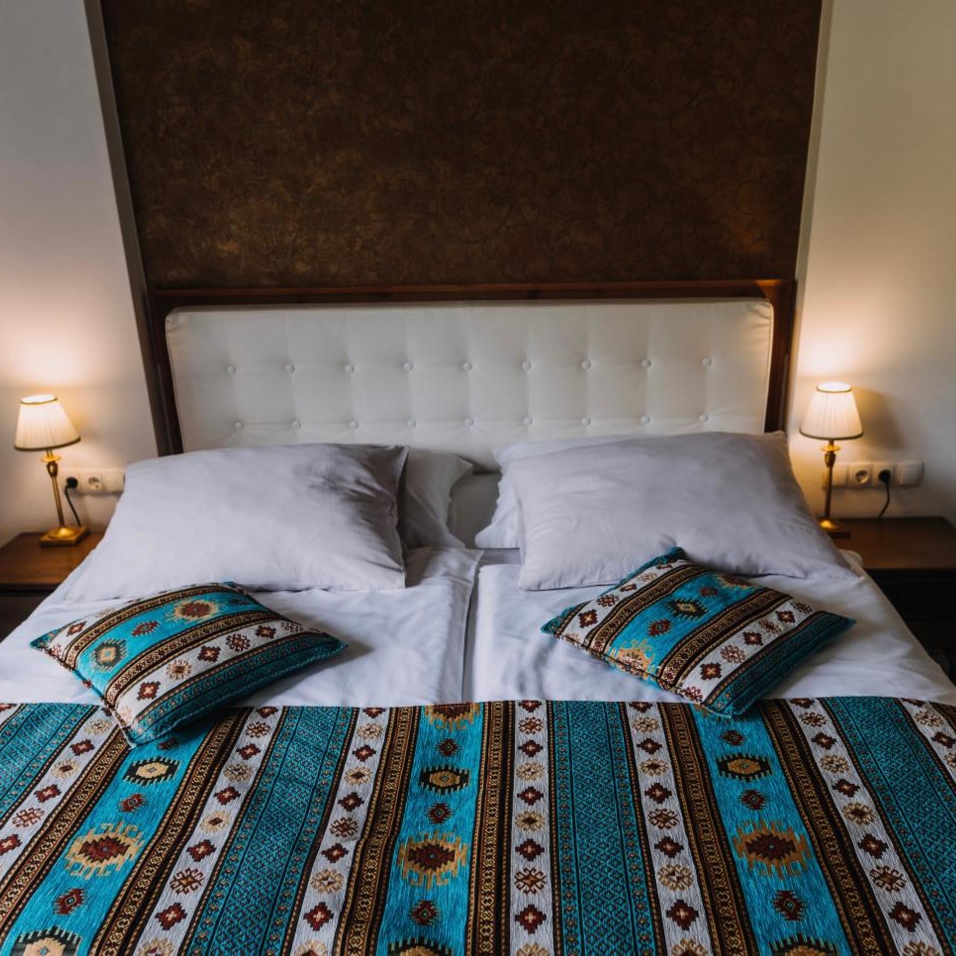 Standard, Double Bed, Street View، Kostelski Buk Hotel 4/8