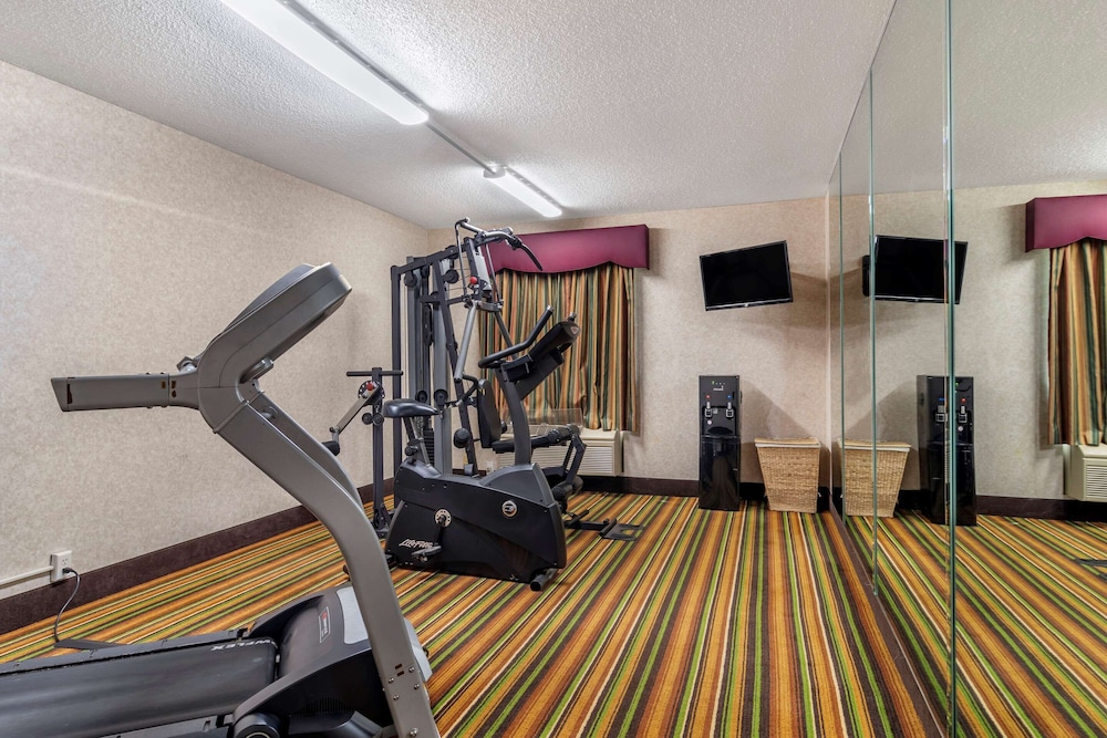 Quality Inn Marietta near Dobbins ARB 22/37