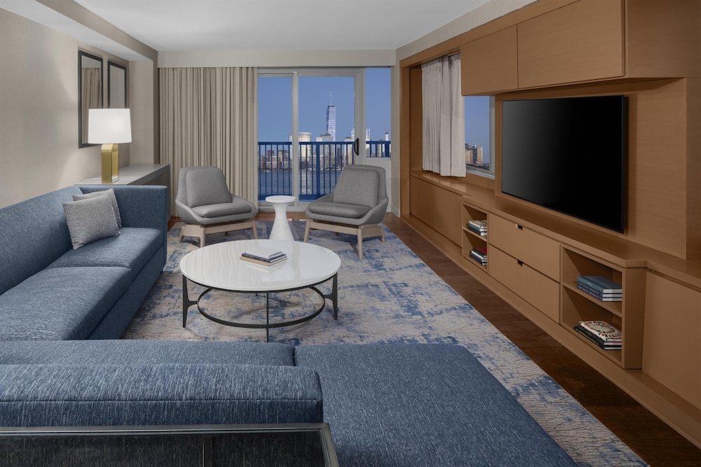 Hyatt Regency Jersey City on the Hudson 41/61