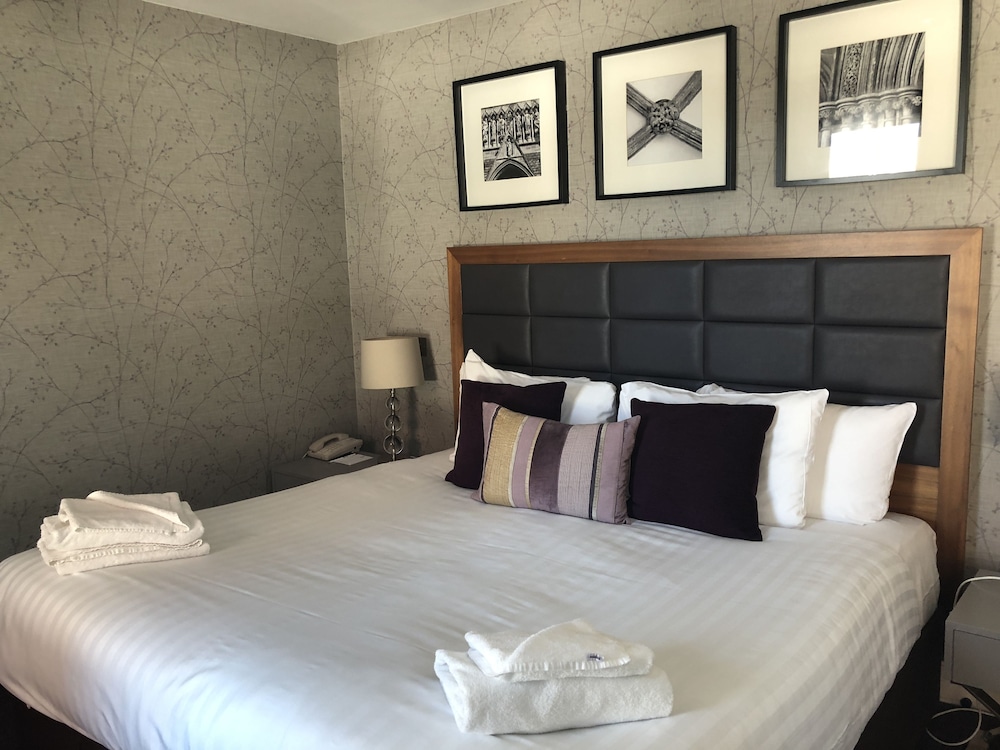 Best Western Salisbury Red Lion Hotel 15/67
