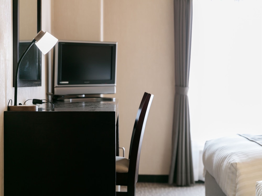 Nara Royal Hotel 37/39