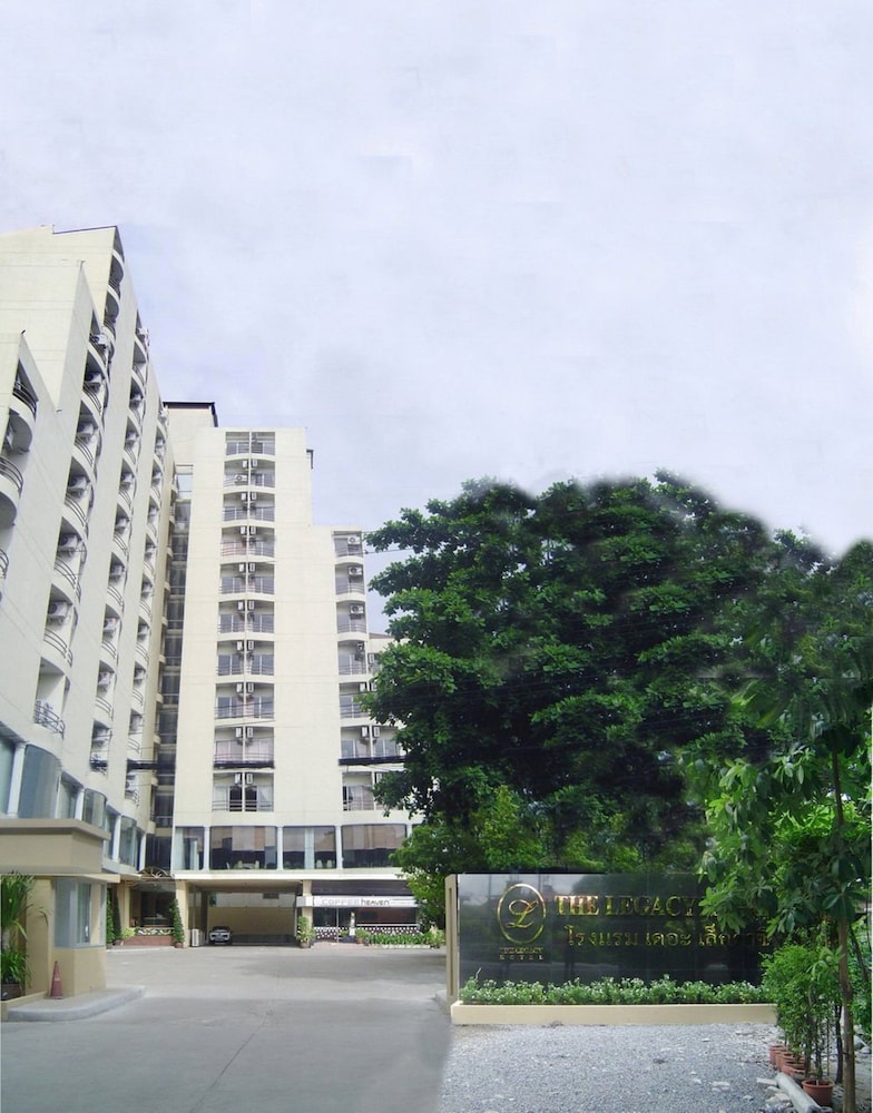 The Legacy Hotel 2/50