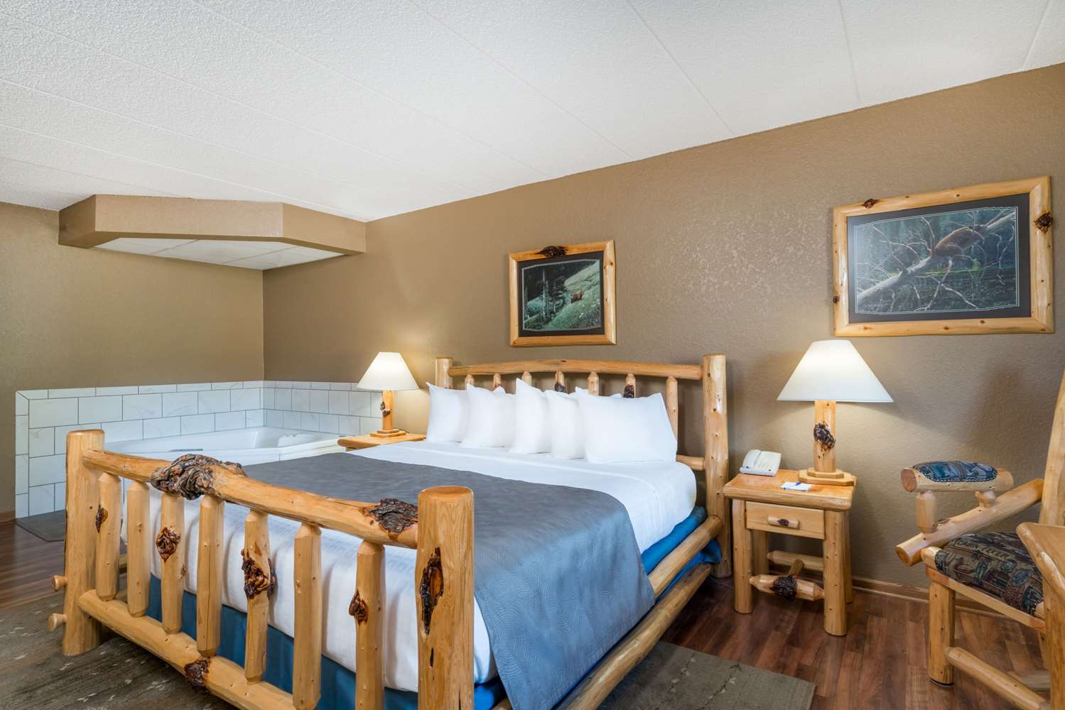Baymont By Wyndham Owatonna 10/59