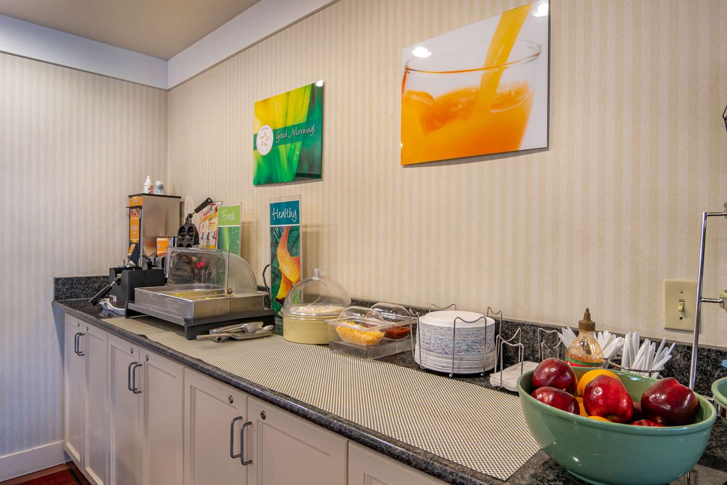 Quality Inn Bend North, OR 14/14