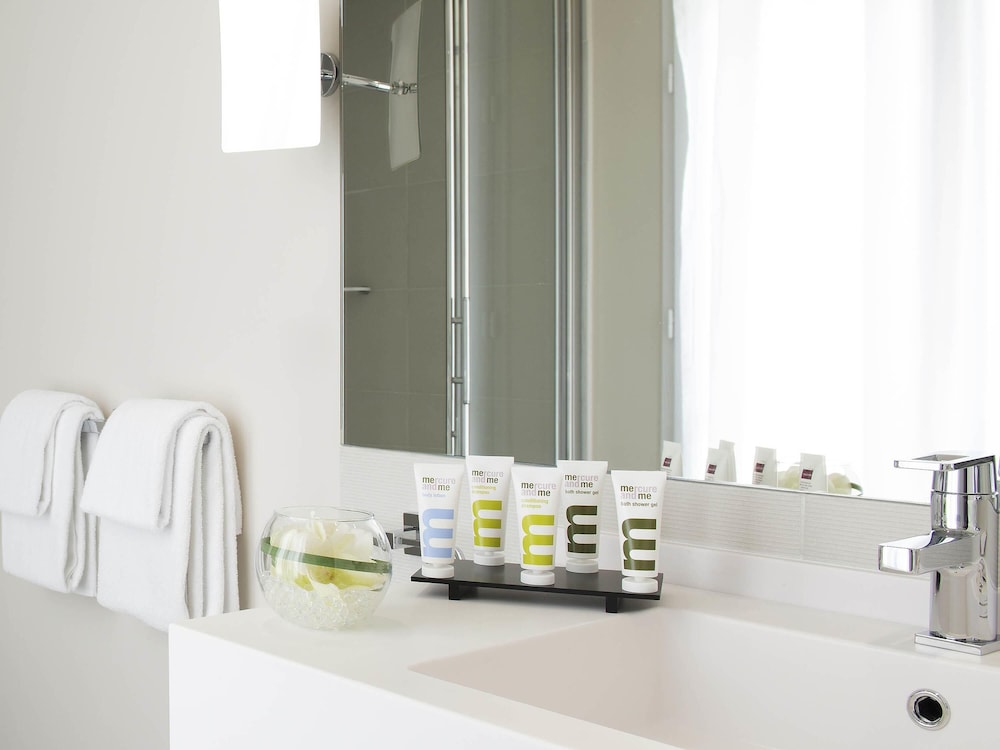 Mercure Paris Levallois Perret 57/63