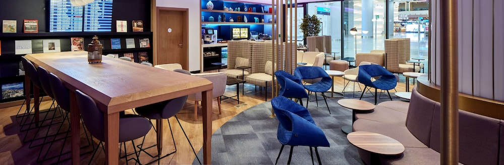 YOTELAIR Istanbul Airport AIRSIDE 49/63
