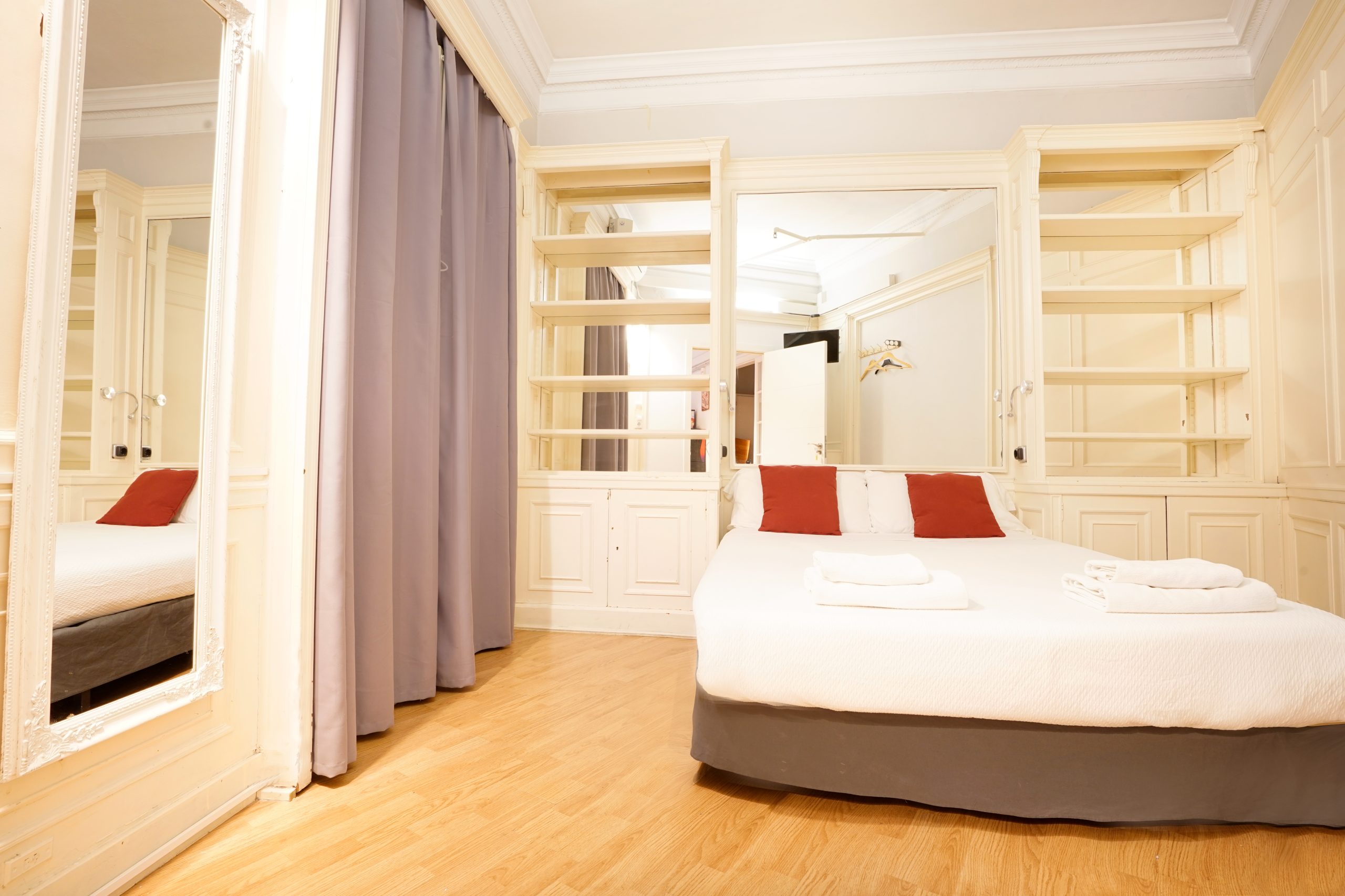 Wow Hostel Barcelona 7/28