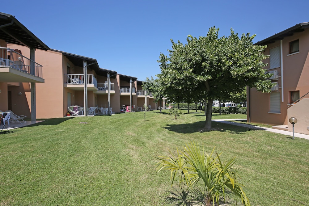 Residence Villaggio Tiglio 20/32