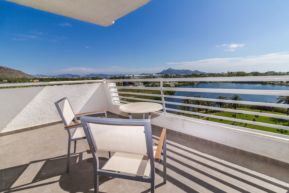Eix Lagotel Holiday Resort 29/69