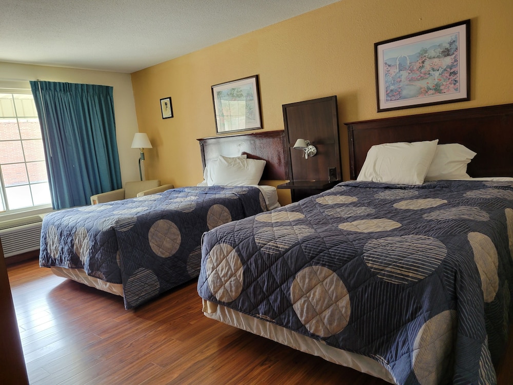 Surrey Inn Hotel 7/61