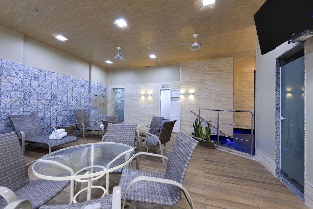 Comfort Suites Macae 38/43