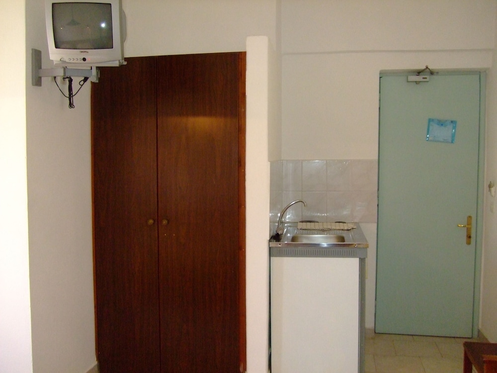 Antonios Hotel 52/62
