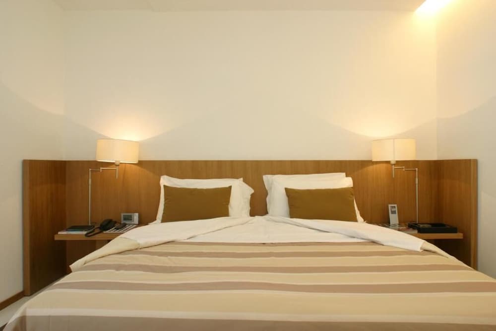 Rota Suites 17/58