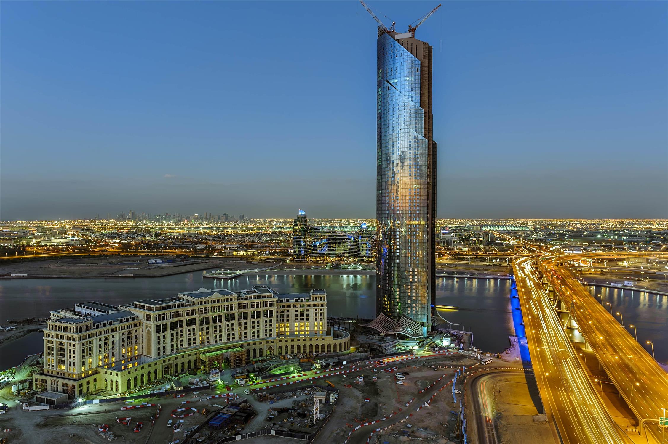 Occidental Sharjah Grand 42/50