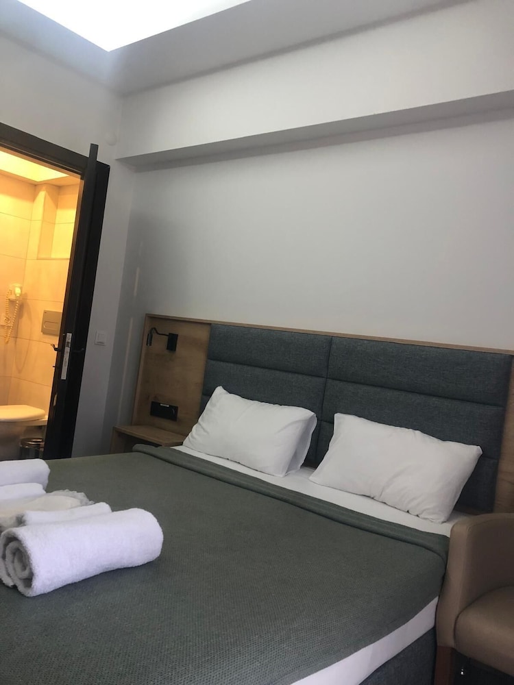 Marine House Boutique Hotel 21/51