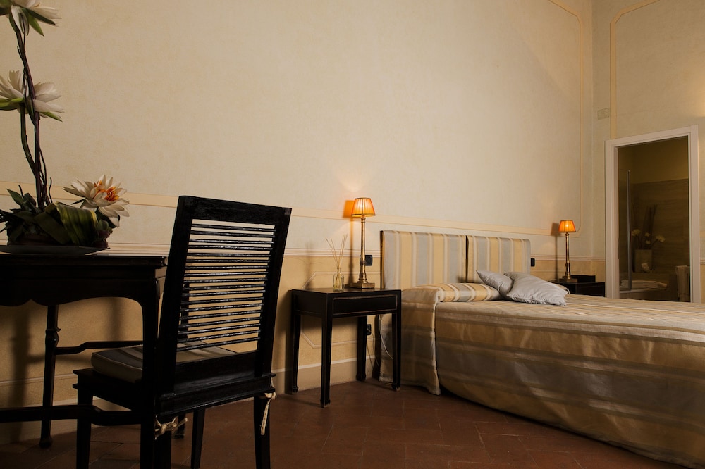 Palazzo Galletti Residenza D Epoca B&B Hotel 40/45