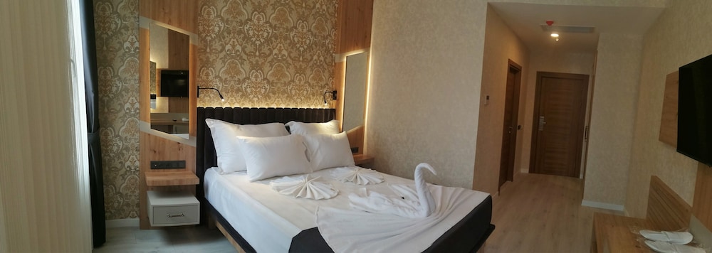 Isnova Hotel 13/32