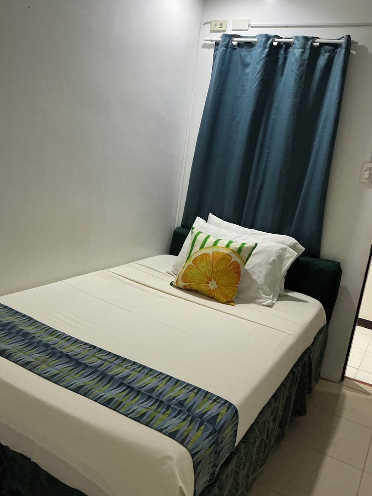 ROOM, WITH FAN