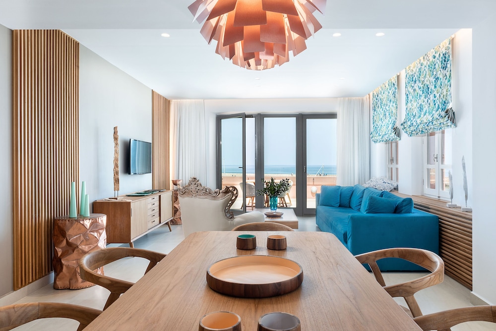 Avra Venetian Harbour Apartments 35/50