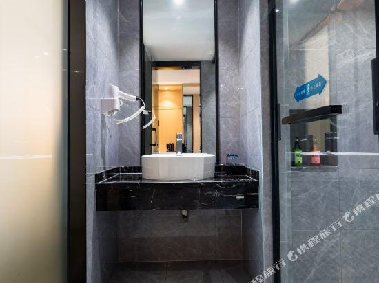 No.1 superior hotel (Dongguan Shipai Avenue store) 6/36