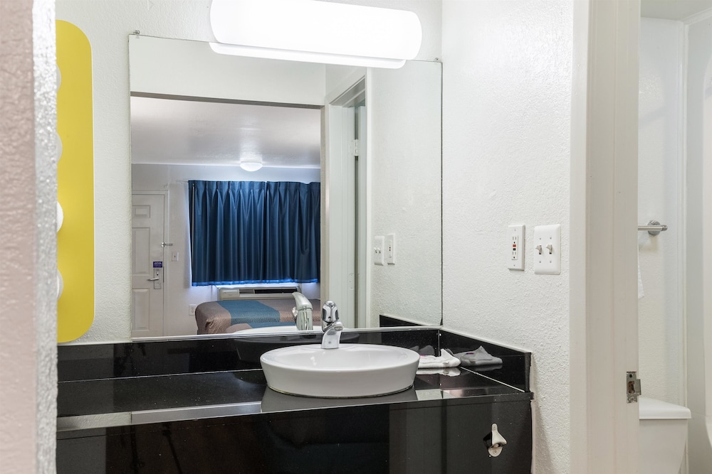 Motel6 Webster Tx Houston Nasa Lake 19/61