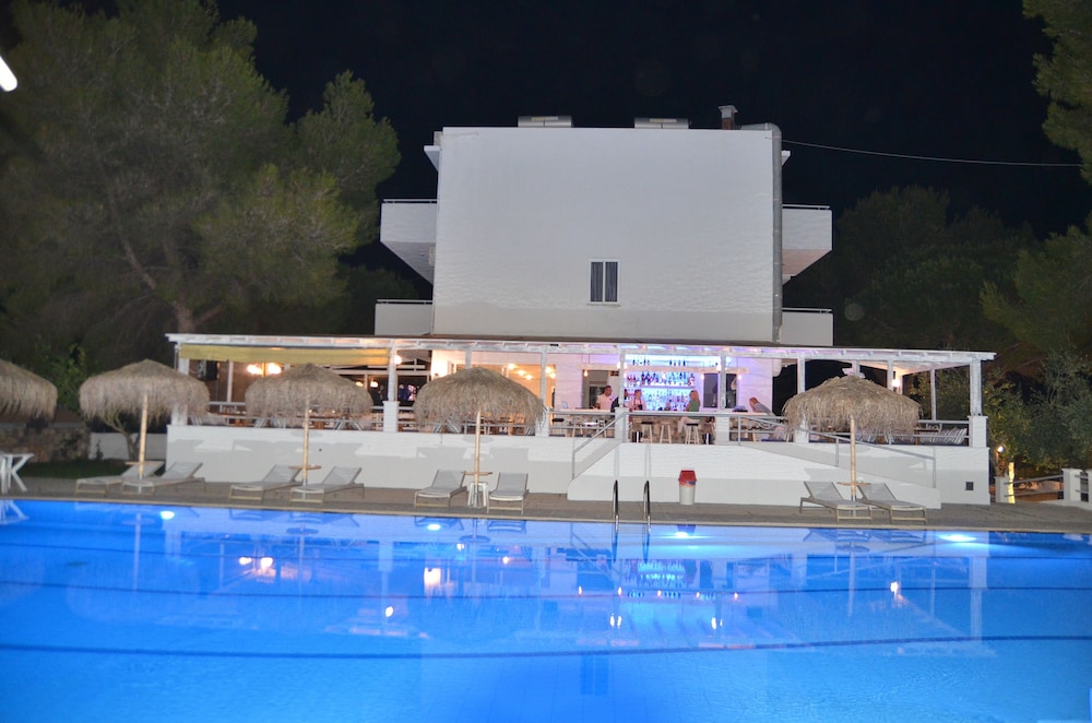 Blue Nest Hotel 6/53