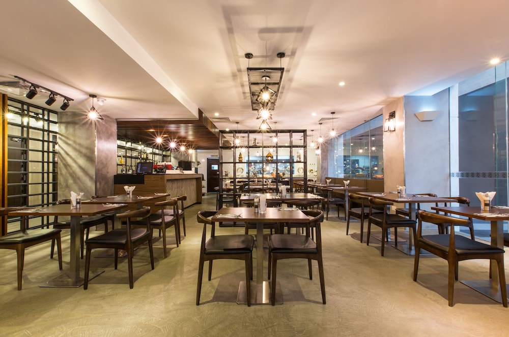 Bay Hotel Ho Chi Minh 60/66