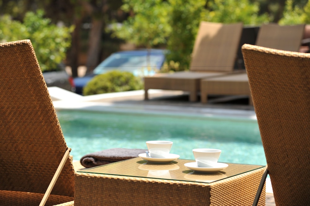 Athenian Riviera Hotel & Suites 8/72
