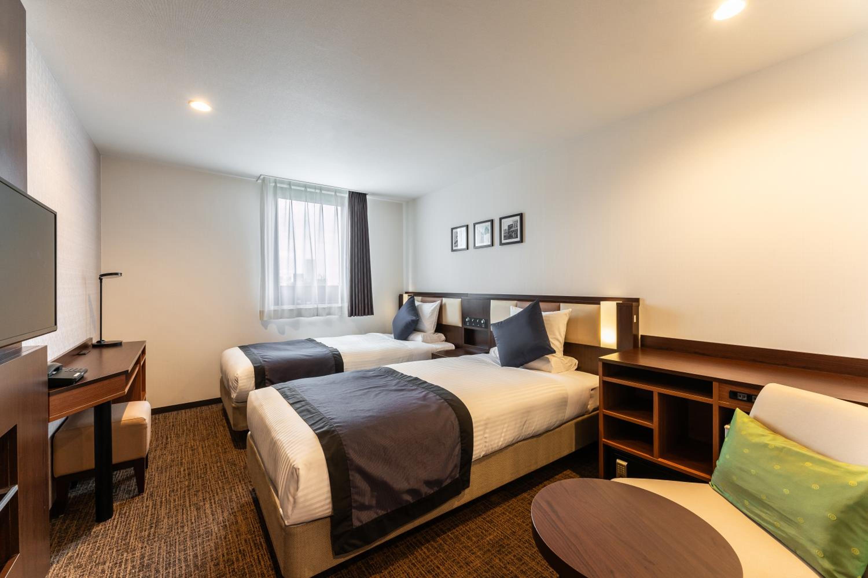غرفة سوبيريور بسريرين منفصلين في الملحق لغير المدخنين، Hotel Mystays Kanazawa Castle 2/6