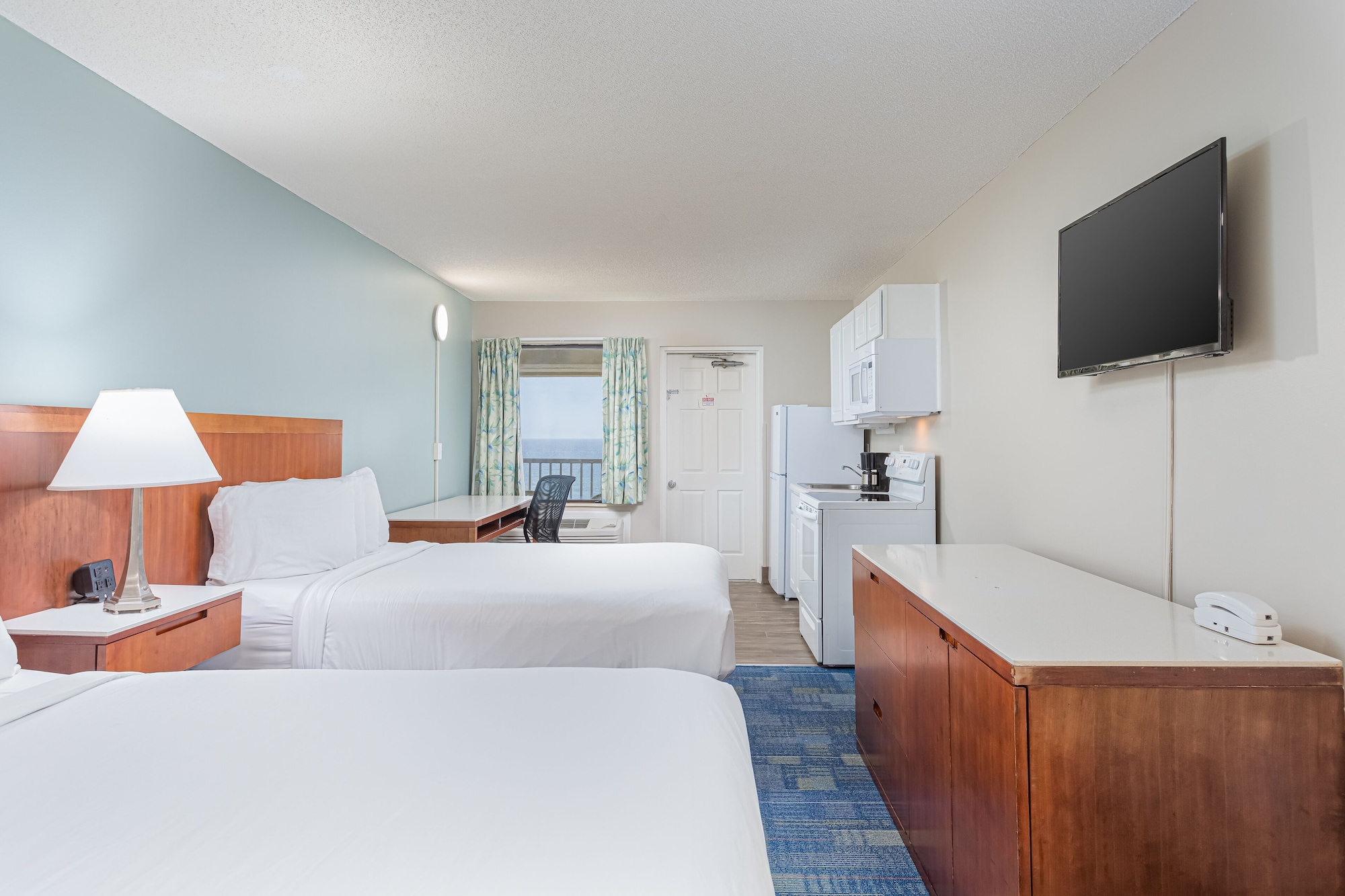 ROOM, 2 QUEEN BEDS, GULF FRONT, BALCONY, KITCHENETTE