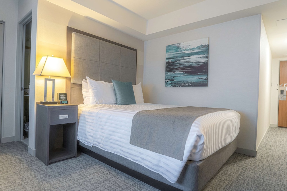 Best Western Plus Sands 18/56