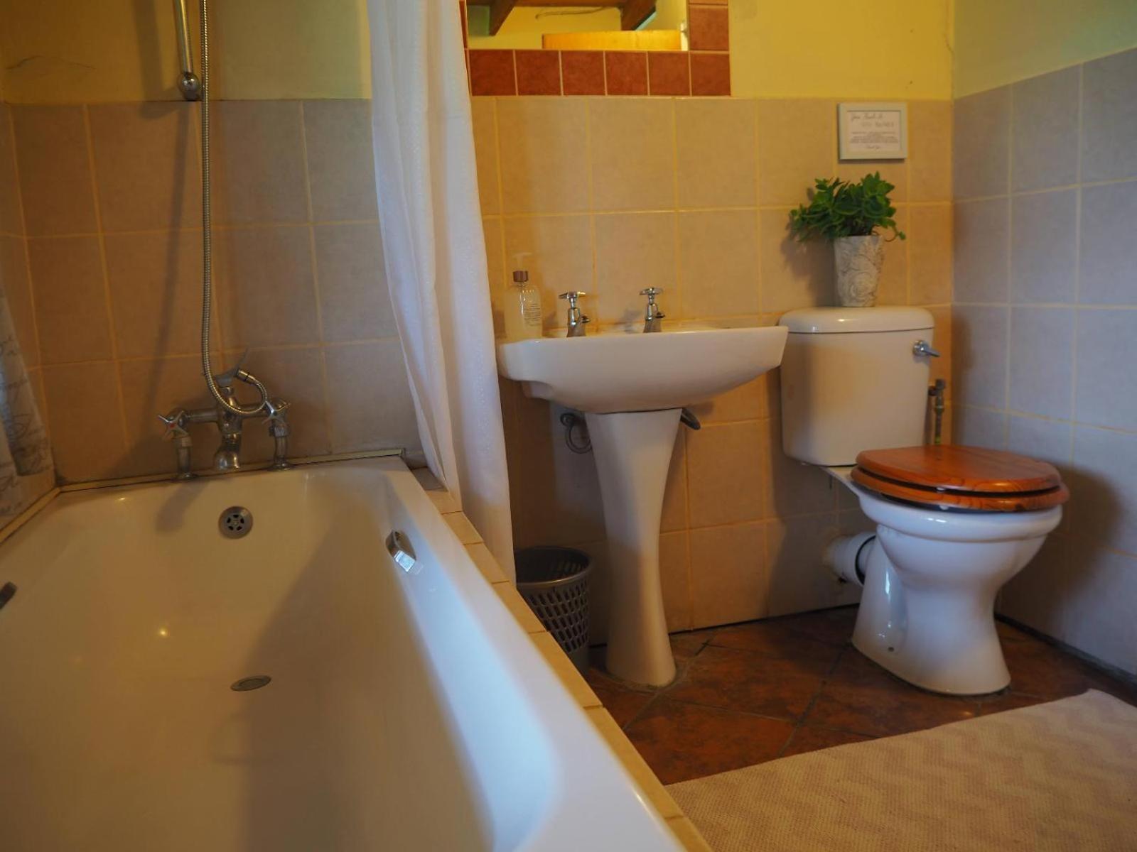 Riverview Country Inn 48/50