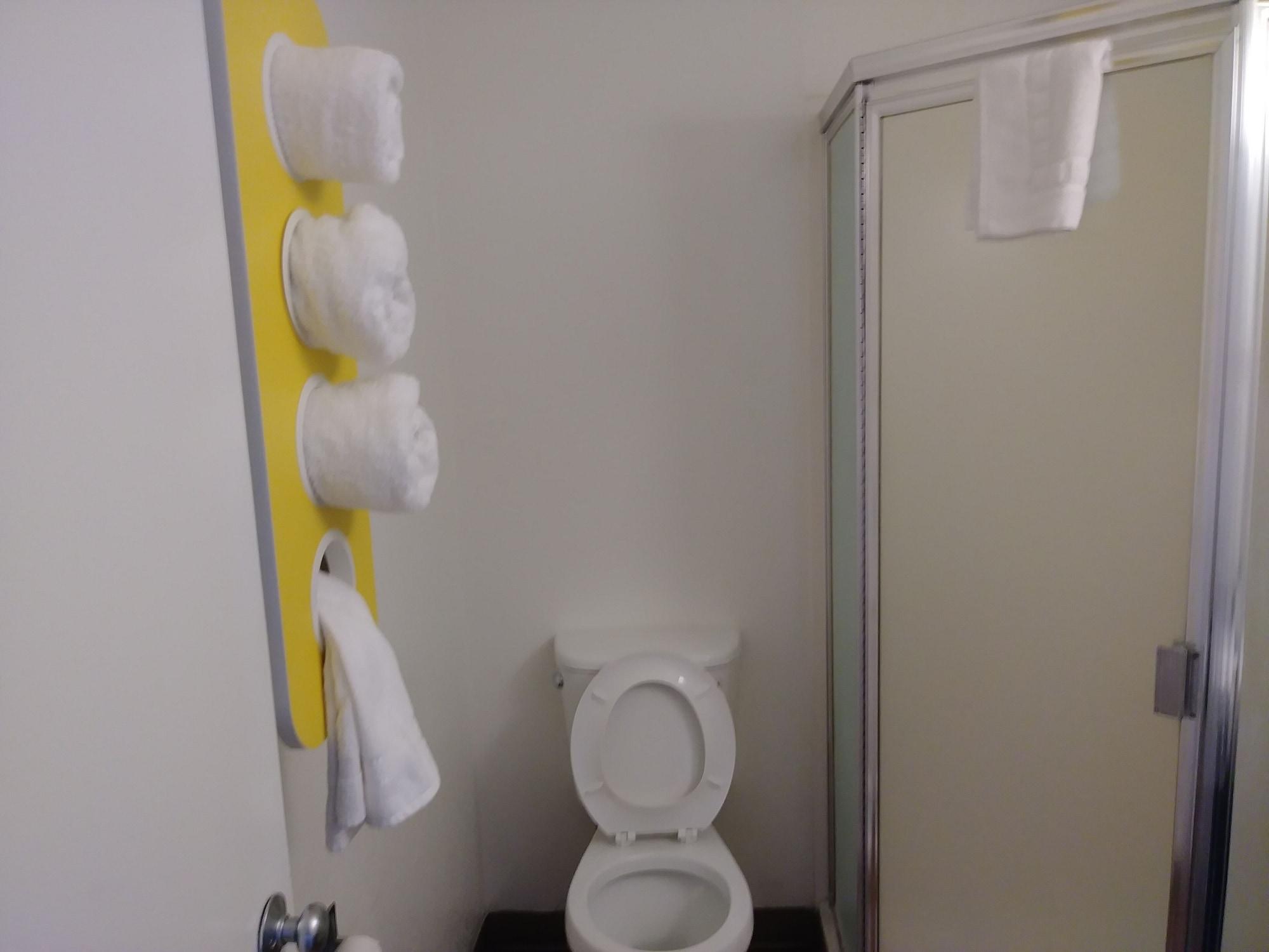 Motel6 Goodland, KS 17/18