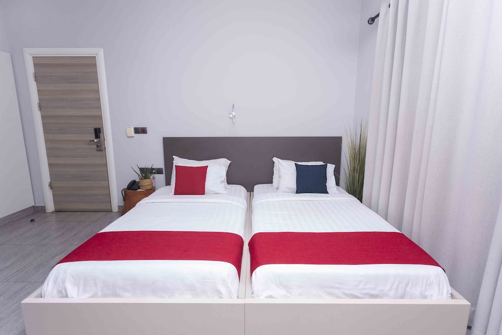 Urbano Hotel 10/50