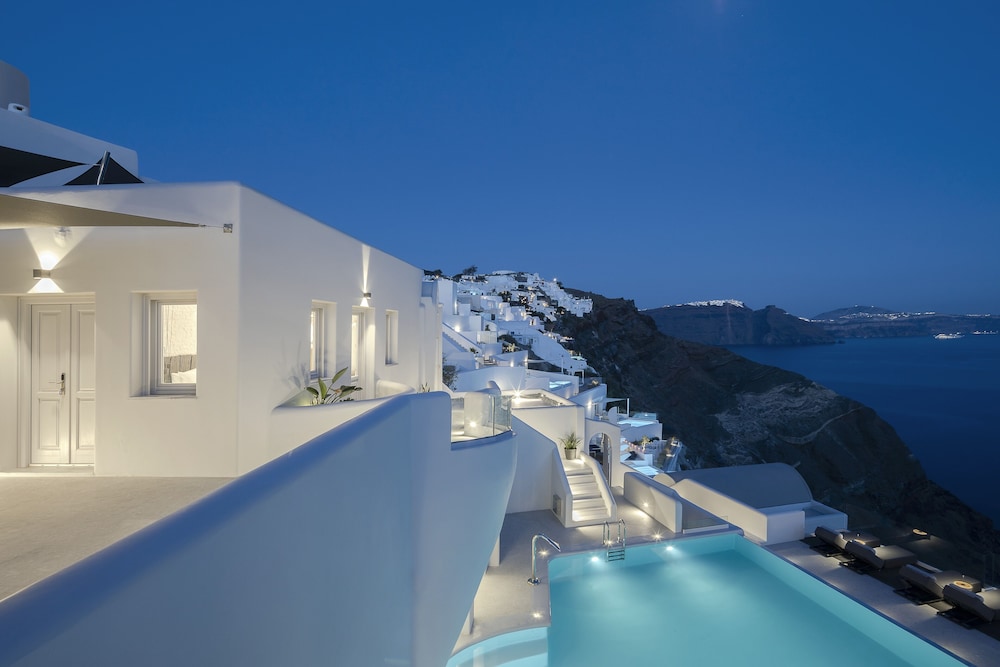Hom Santorini - Adults Only