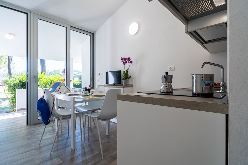 Club Del Sole Marina Julia Family Collection 10/57