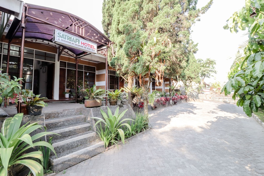 Satriafi Hotel by ZUZU 3/42
