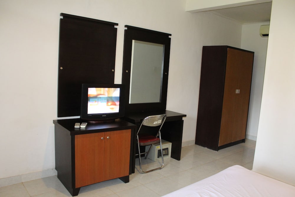 Aman Gati Hotel Lakey 36/50