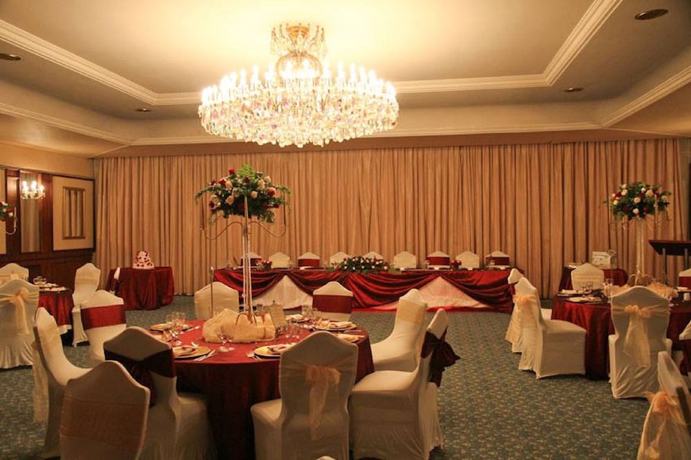 Blue Waters Hotel 26/50