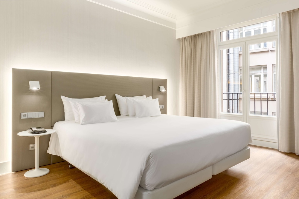 Room at NH Collection Brussels Centre, BRUSSELS