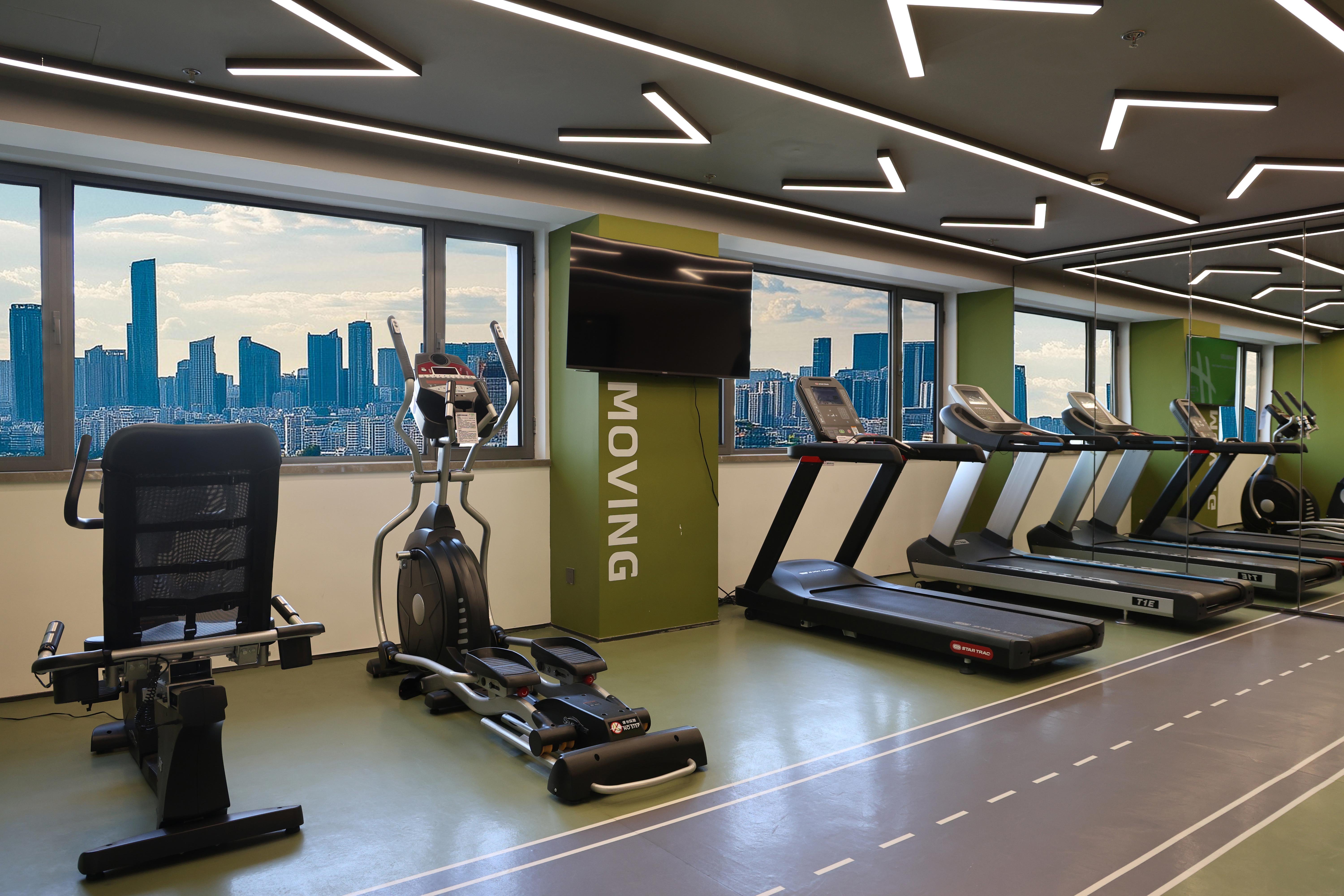 Holiday Inn Shanghai Huaxia 31/50