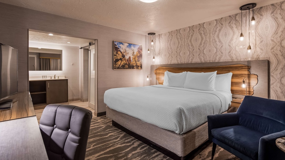 Aiden by Best Western St. George 9/37