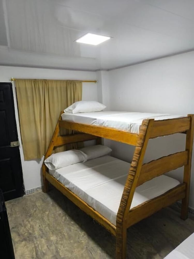 Hotel Palmetto Beach Covenas 6/24