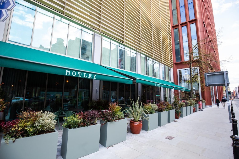 YOTEL Manchester Deansgate 2/47