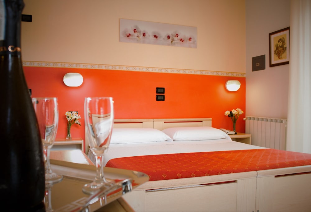 Hotel Monica 15/33