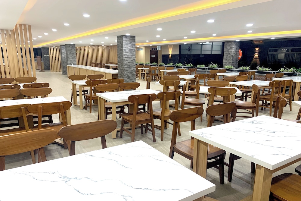 Hotel Bumi Makmur Indah 34/54