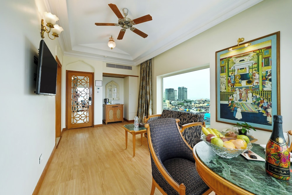 Fariyas Hotel Mumbai 29/50