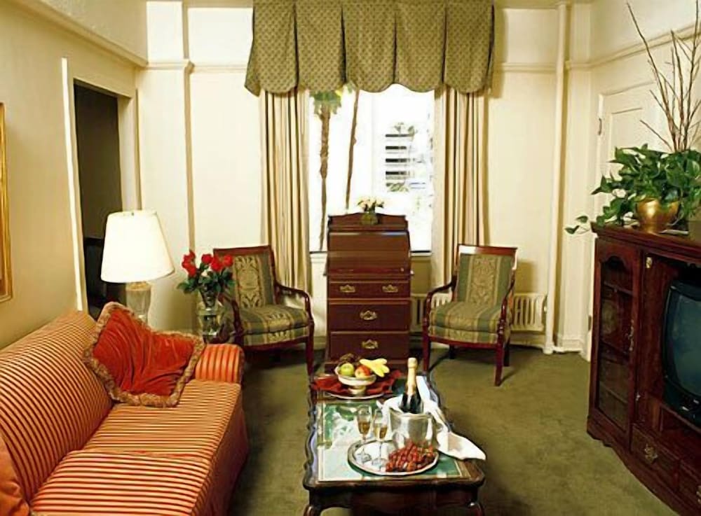 Hotel San Carlos 45/60