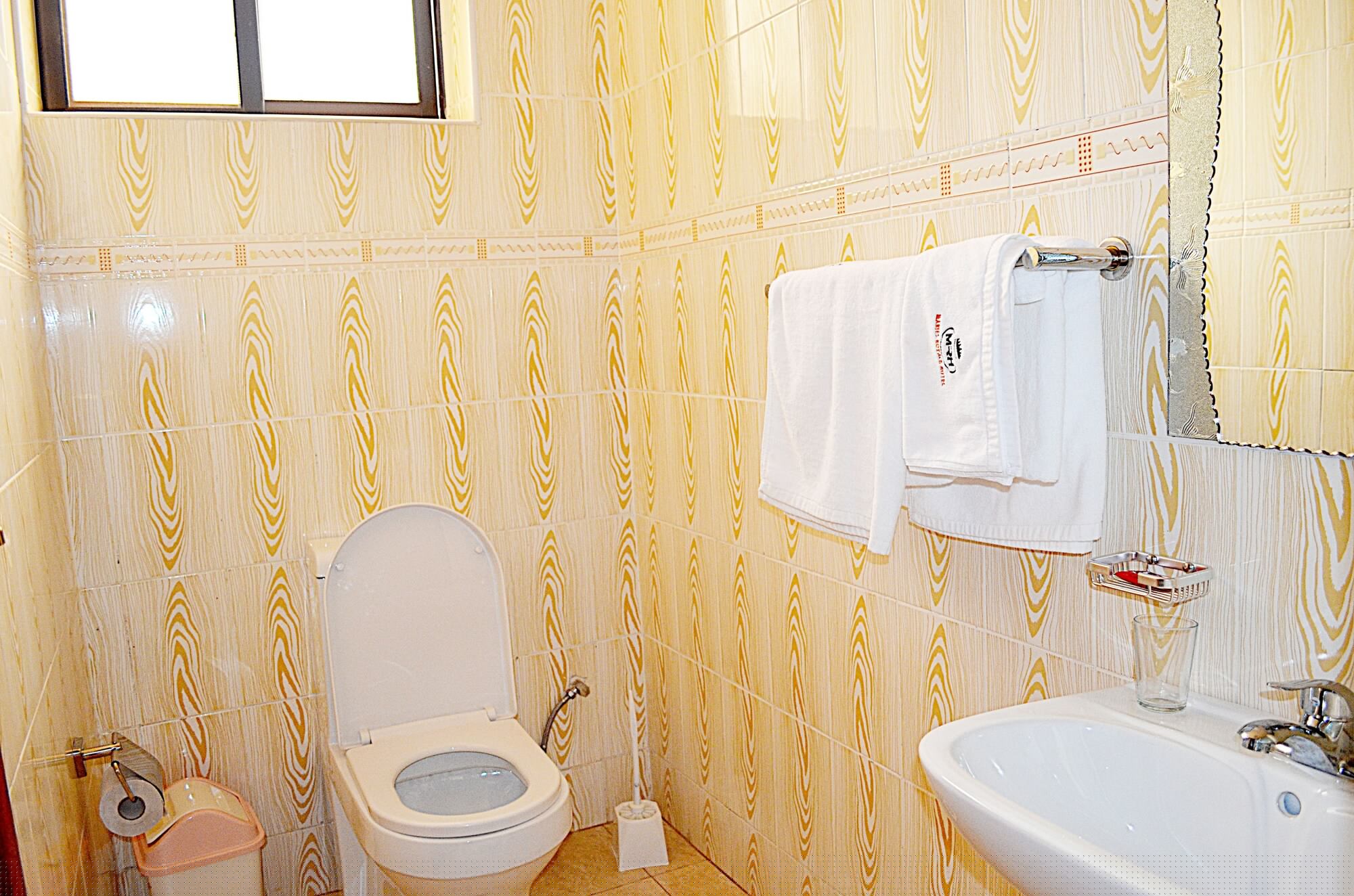 Deluxe, King Bed, City View, Marie S Royale Hotel 7/10